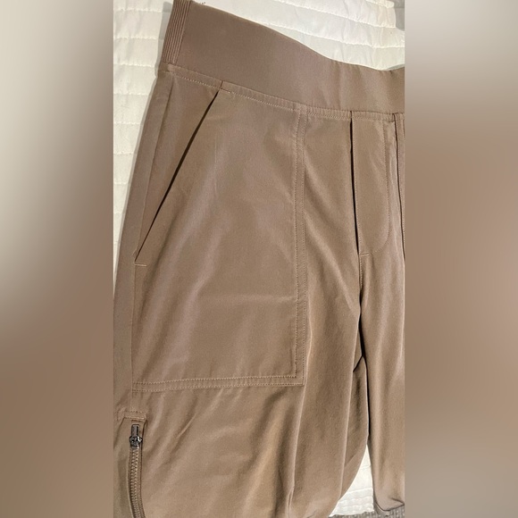 Athleta Ankle Pants - Taupe - 2 - Picture 6 of 6